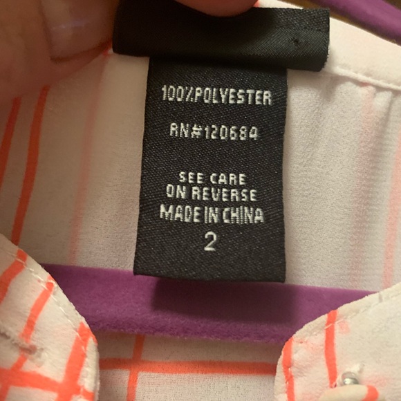 NWOT Torrid sleeveless blouse - size 2 - Picture 5 of 5